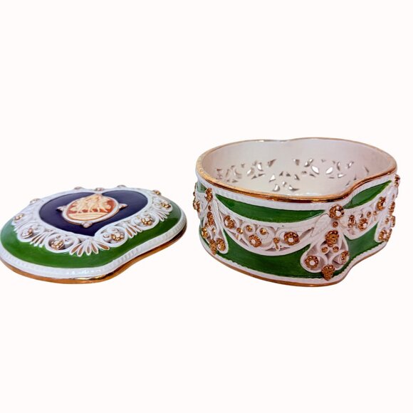 Italian Romantic Cameo Trinket Box Heart Shape Pierced Porcelain Jewelry Storage - Picture 5 of 16